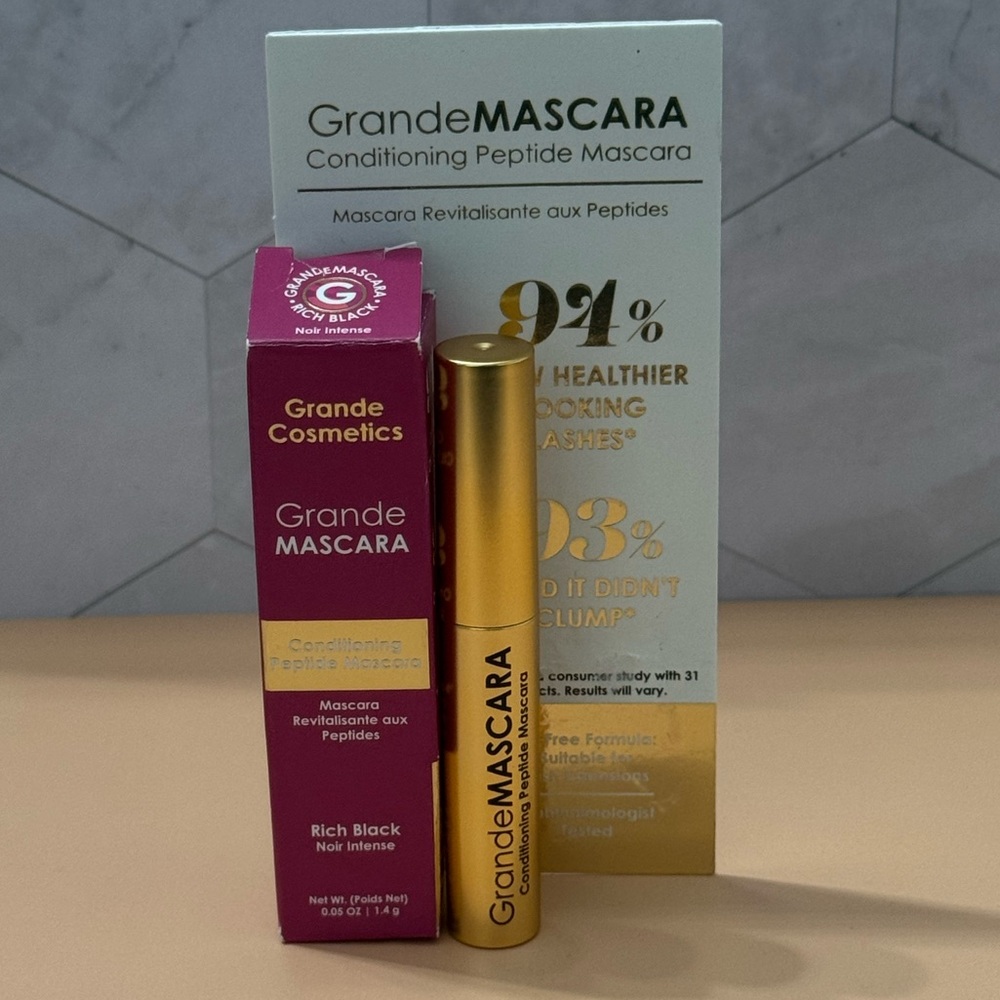 Grande Mascara - Rich Black